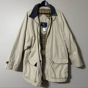 ❌ SOLD ❌ Vintage Burberry Beige Jacket